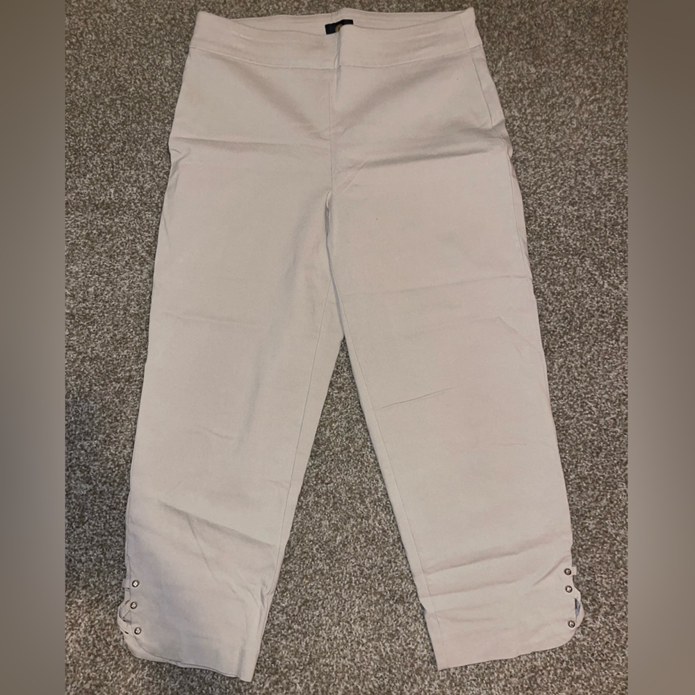 JM Collection Cream Dress pants!